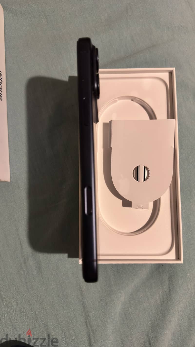 Apple - iPhone 17 Pro Max 4