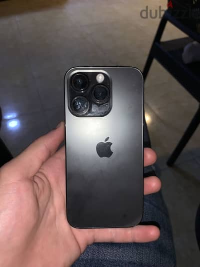 آبل - آيفون 14 برو