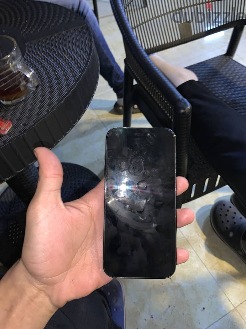 آبل - آيفون 14 برو 1