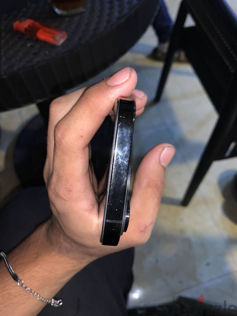 آبل - آيفون 14 برو 4