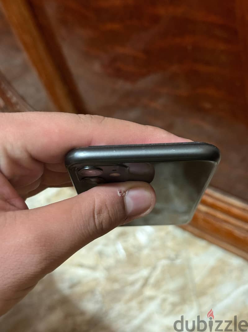 آبل - آيفون 11 4