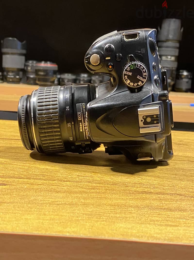 Nikon D5100 + 18-55 1