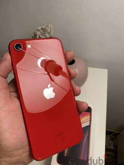 iphone se with box as new
