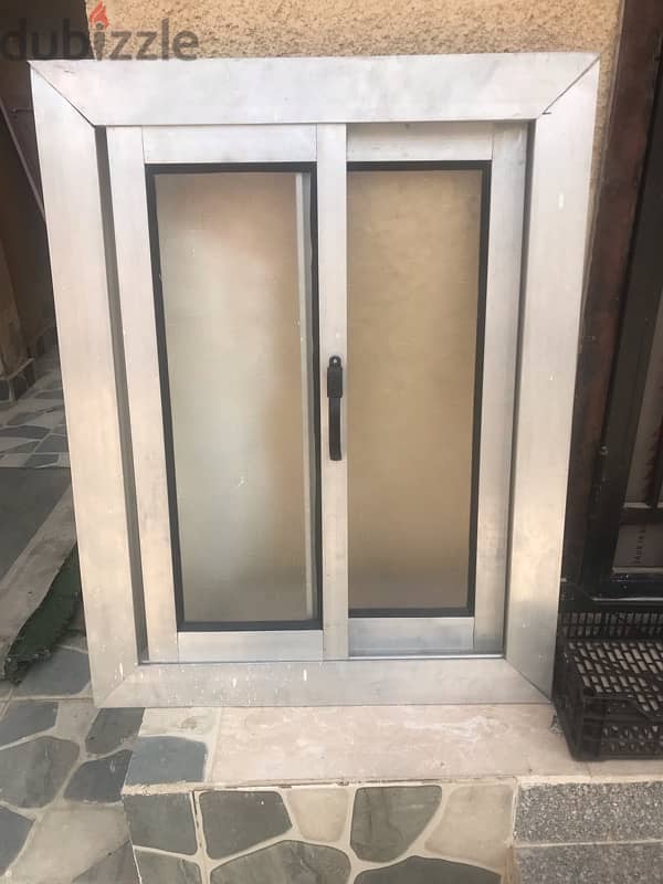 اغراض للبيع 8