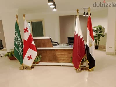 كاونتر سكرتارية للبيع بديكورات خشبية