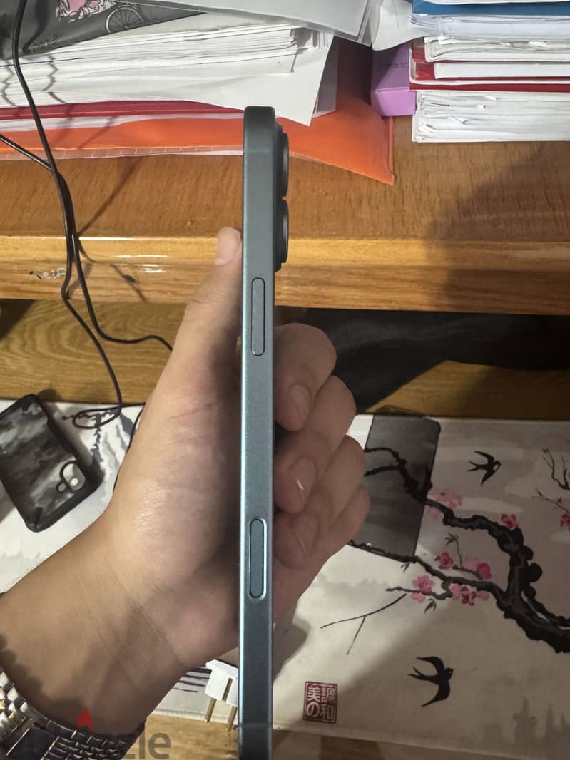 Apple - iPhone 16 Plus 3