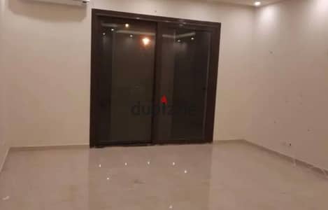 للإيجار دوبلكس بسعر مميز داخل ارقي كمبوند في زايد كازا بيفرلي هيلز