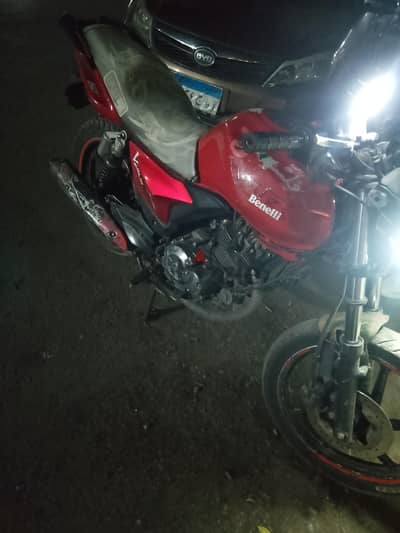 بنيلي vlr 150