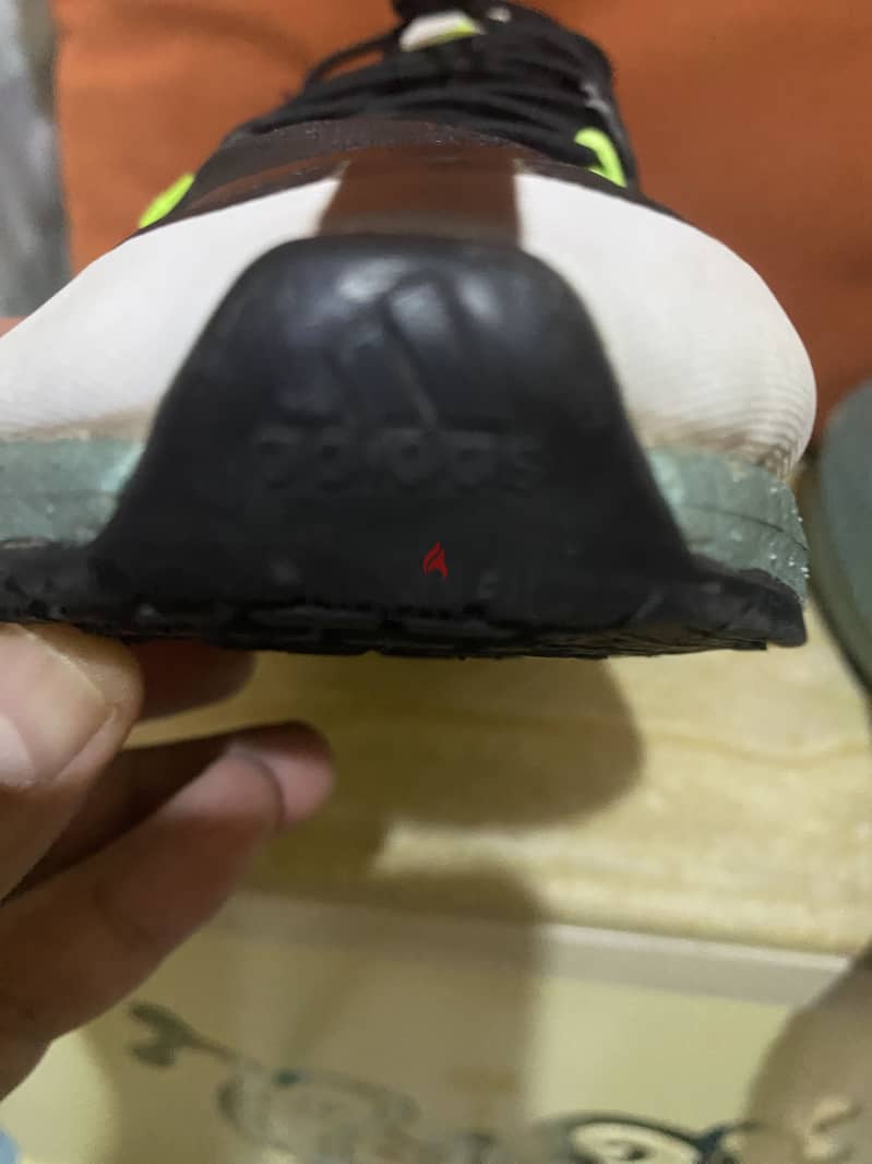 حذاء adidas 11