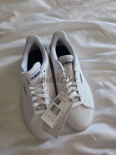 Adidas original URBAN COURT (unisex)   size 40 2/3