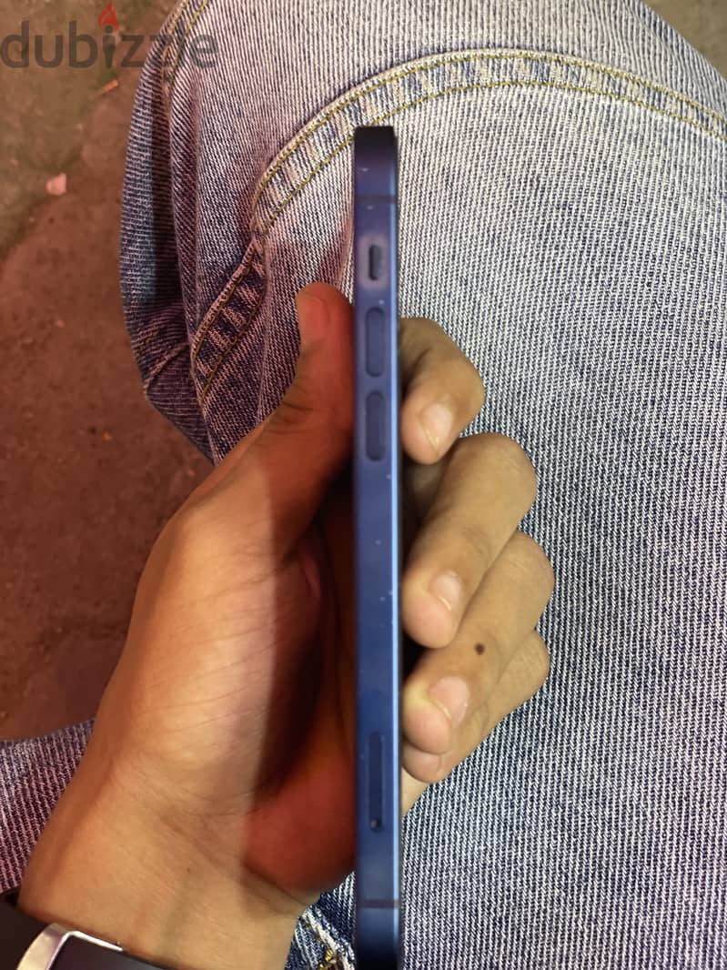 ايفون 12 عادي 3
