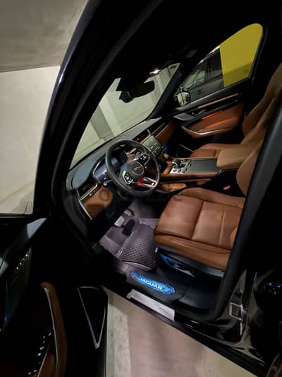 Jaguar F-Pace 2024