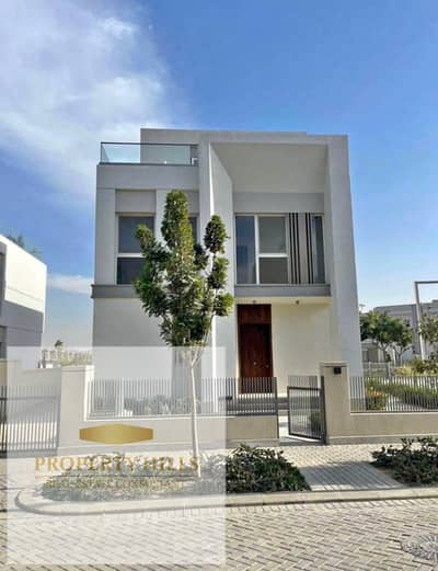 A villa for sale at the old price, fully finished to the highest standard in the heart of the Fifth Settlement, inside the Golden Square area next to Mivida in Zamarra East compound