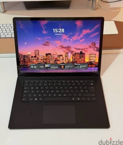 Microsoft laptop Cor i5  gen10