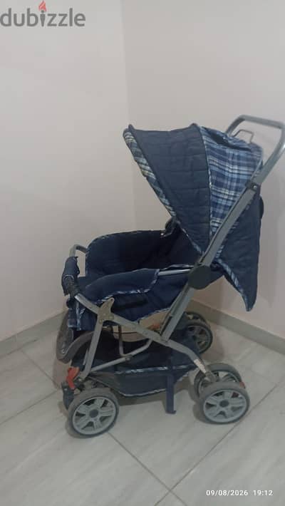 عربيه طفل بحاله ممتازه