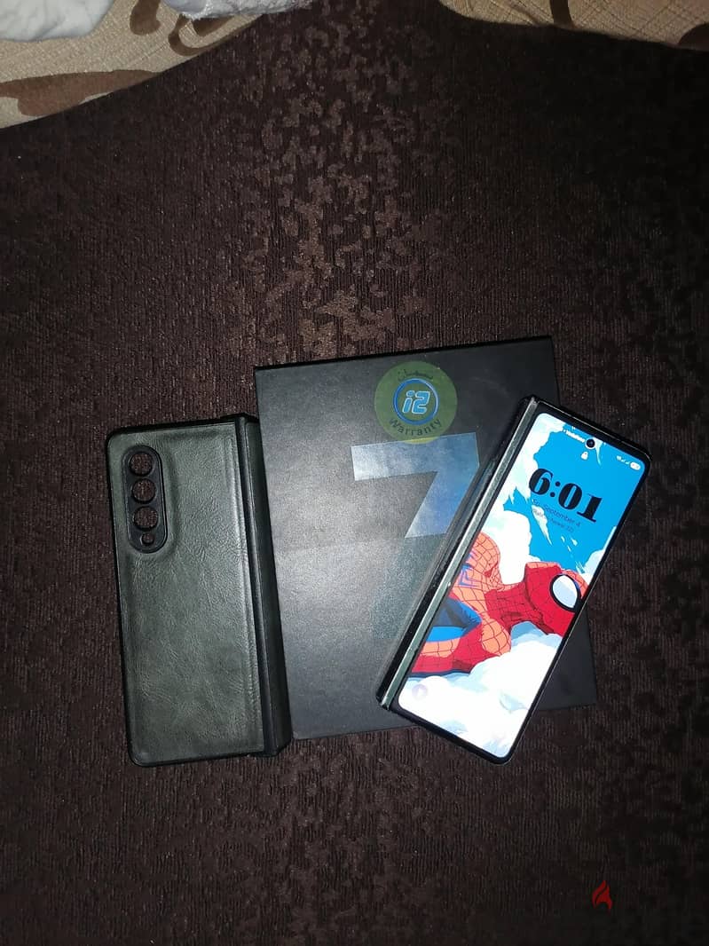 Samsung Z Fold 3 1