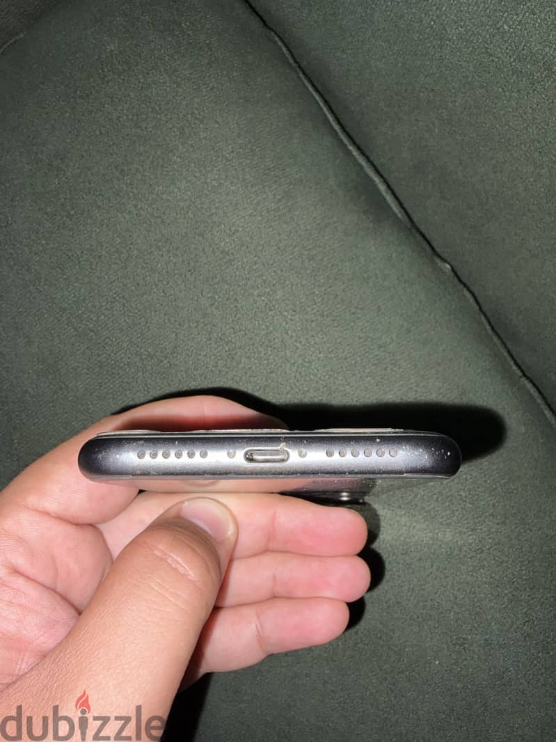 iPhone 11 128 gb 3
