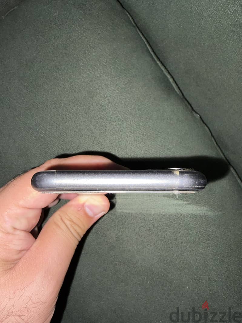 iPhone 11 128 gb 4