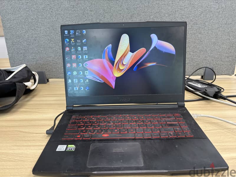 Msi gf65 thin 10 UE 4