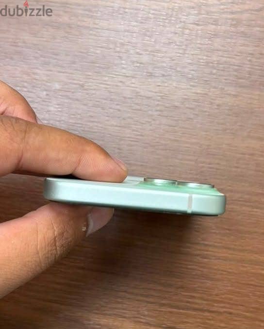 Apple - iPhone 15 4