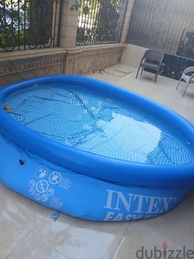 حمام سباحة intex