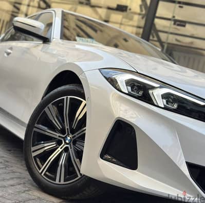 BMW 320i 2024 Luxury