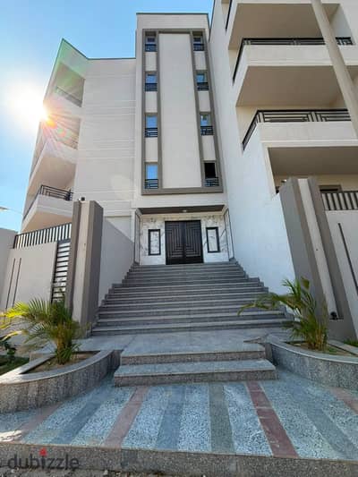 The sixth touristic near West Sumid and the club club