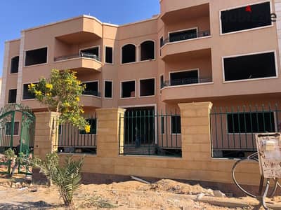 Villa for sale in the Fifth Settlement next to the New Cairo Court