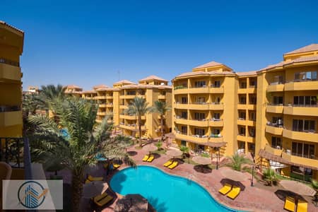 2BR Apt with Pool View at British Resort