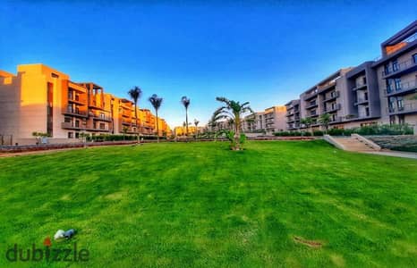 شقة بحديقة للبيع المراسم - فيفث سكوير