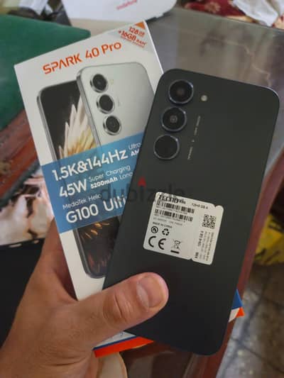 Tecno spark 40 pro