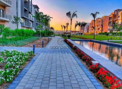 شقة متشطبة للبيع في المراسم فيفث سكوير بإطلالة لاندسكيب وموقع مميز Fully finished apartment for sale in Fifth Square Marasem landscape view prime loca