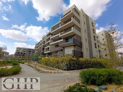On Park View Apartment with Garden for Sale Ready to move in Palm Hills New Cairo