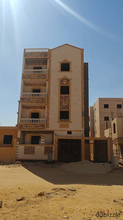  للبيع عمارة مميزة في الحي السادس – مدينة بدر   الموقع: الحي السادس – مجاورة 5   المساحة: 209 متر   على شارع، وفي منطقة ذات كثافة سكانية عالي