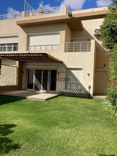 For sale | Townhouse Middle in Grand Heights Full finishes Built-up area: 290m Land area: 290m :