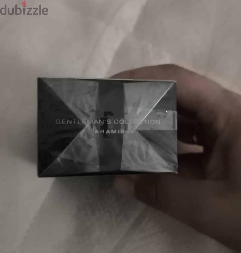 ARAMIS 900 PERFUME 1