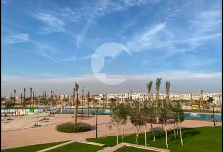 Duplex for sale in one HydePark new cairo in golden square few minutes from Auc