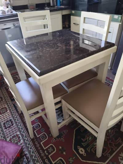 table with chairs