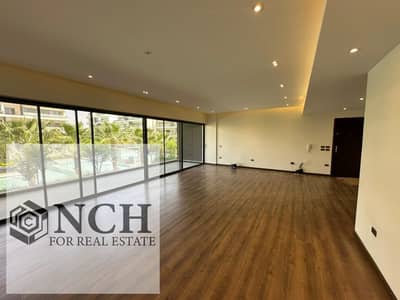 **Apartment for Rent in Lake View Residence**  A great rental opportunity in **Lake View Residence**, this spacious **210 sqm apartment**
