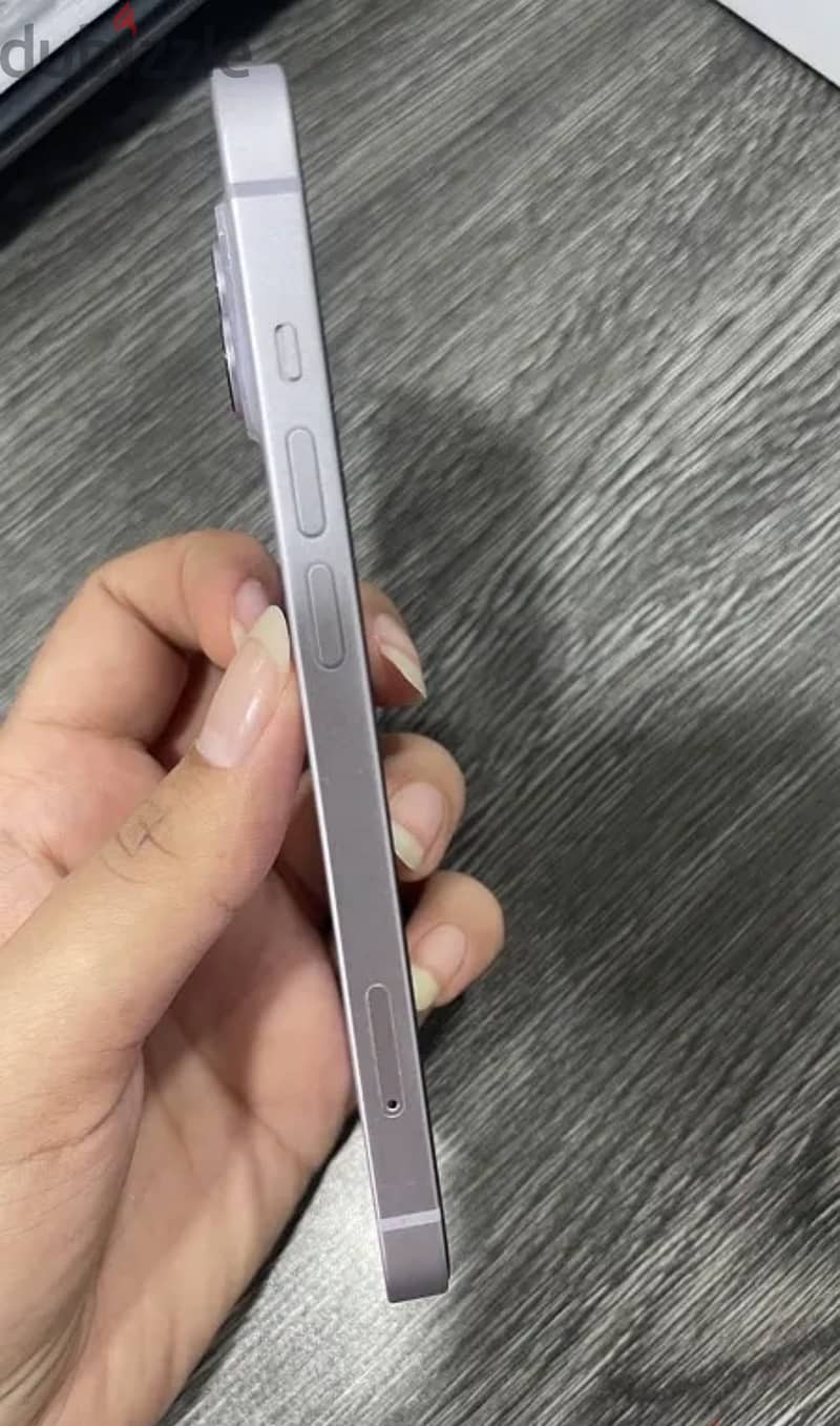 Apple - iPhone 14 2
