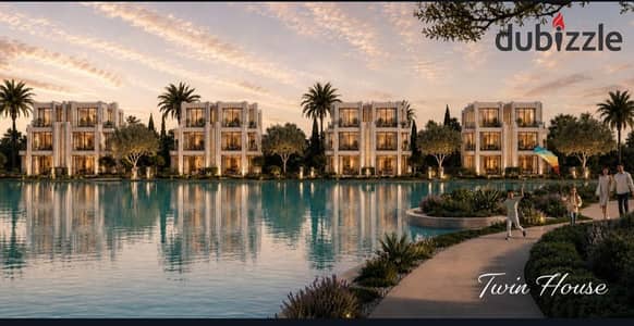 فرصه استثماريه امتلك تاون هاوس ع وصله دهشور تاني نمره من ط الواحات ف كمبوند فيلاجيو جراي باسعار طرح اول تنافسيه جدا بمقدم5%وتقسيط ع10سنوات