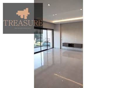semi furnished apartment in Lake view residence