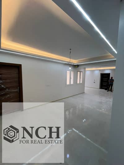 **Apartment for Rent in Mountain View Hyde Park | First Use**  A great rental opportunity in **Mountain View Hyde Park**, this **200 sqm apartment**