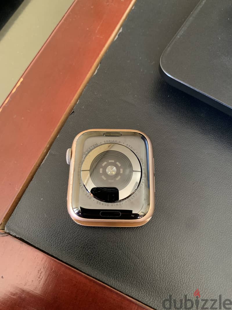 Apple watch series 5 1