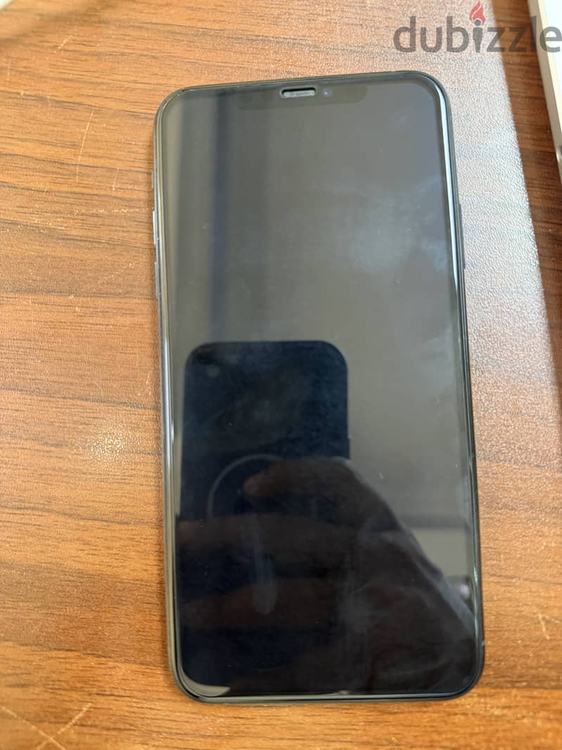 Apple - iPhone 11 Pro Max 1
