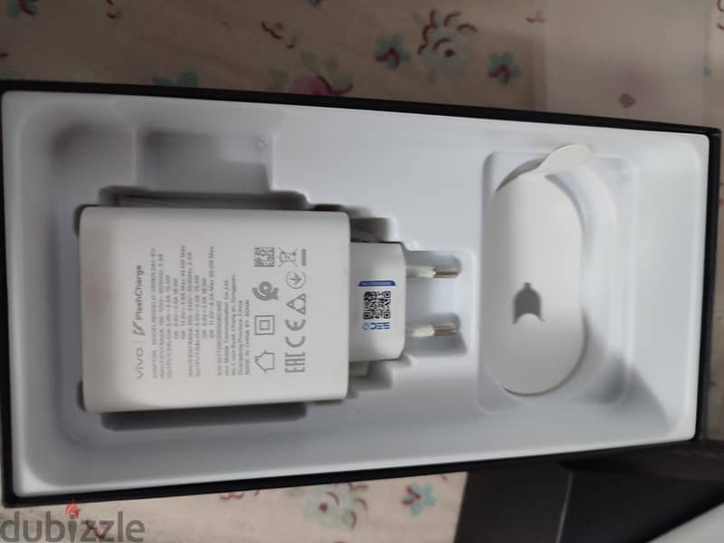 Vivo V70 5G 3