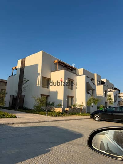شاليه أرضي للبيع في Hacienda West - الساحل الشمالي - 100 متر - حديقة 270 متر