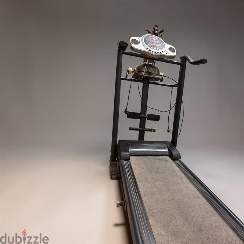 Treadmill with Massage Belt (2008 Model) 2