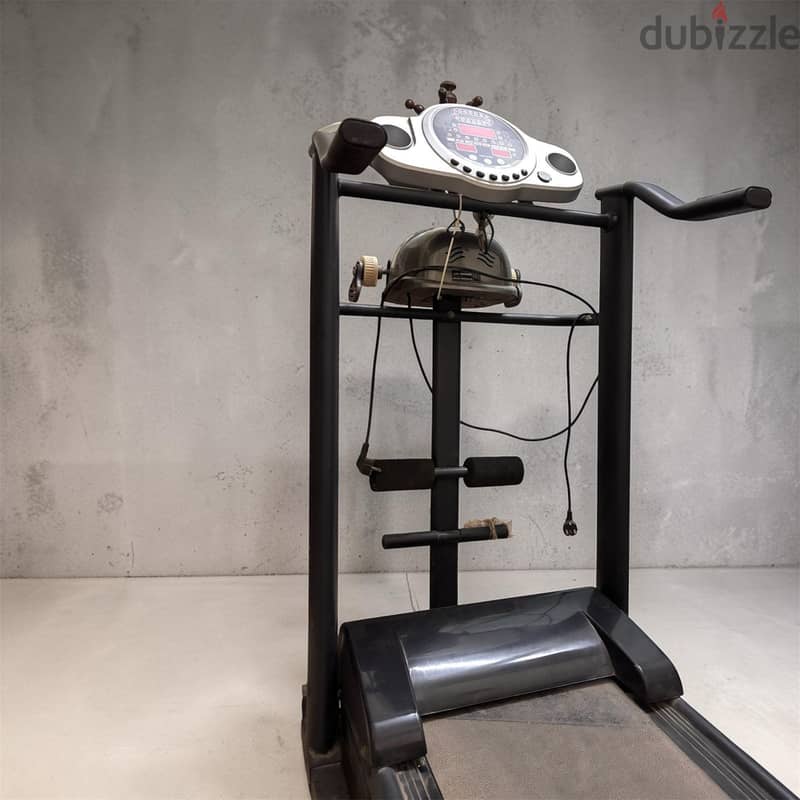 Treadmill with Massage Belt (2008 Model) 3