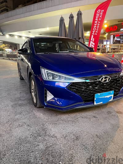 هيونداي النترا 2024 للإيجار بالسائق / Hyundai Elantra 2024 for rent